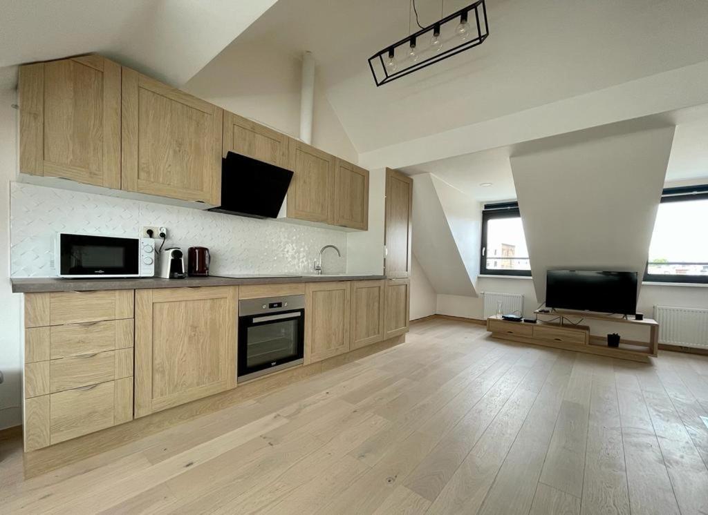 Charming Duplex On The Canal 브뤼셀 외부 사진